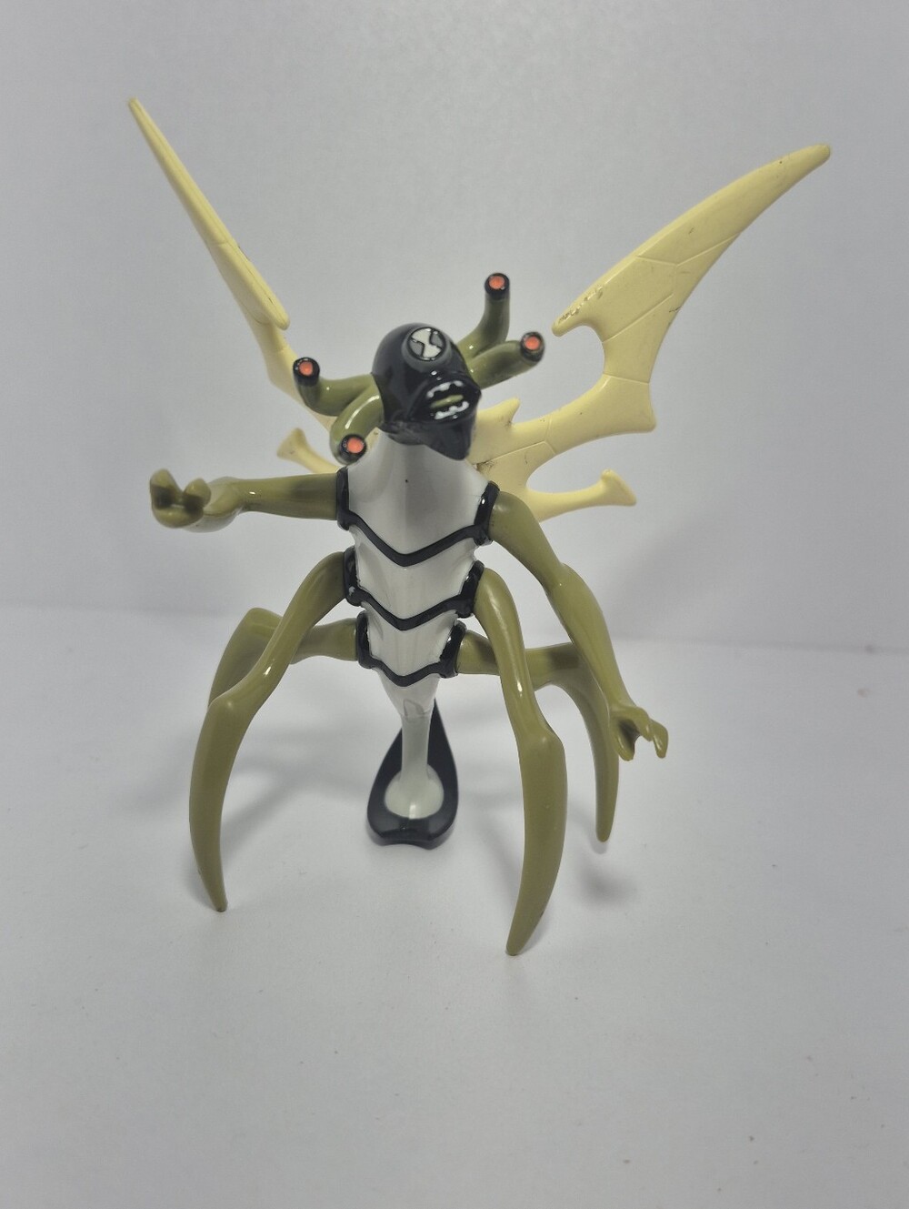Bandai 2006 Ben 10 Stinkfly Battle Version 4" Cartoon Network